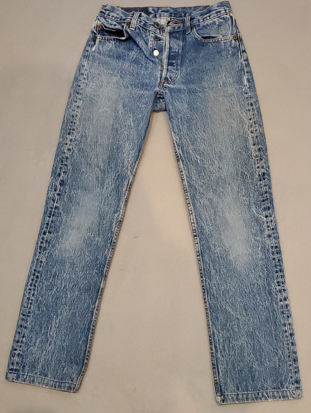 Levi's Light Blue Straight-Leg Jeans- Teenage or Women 26 waist! Made in USA
